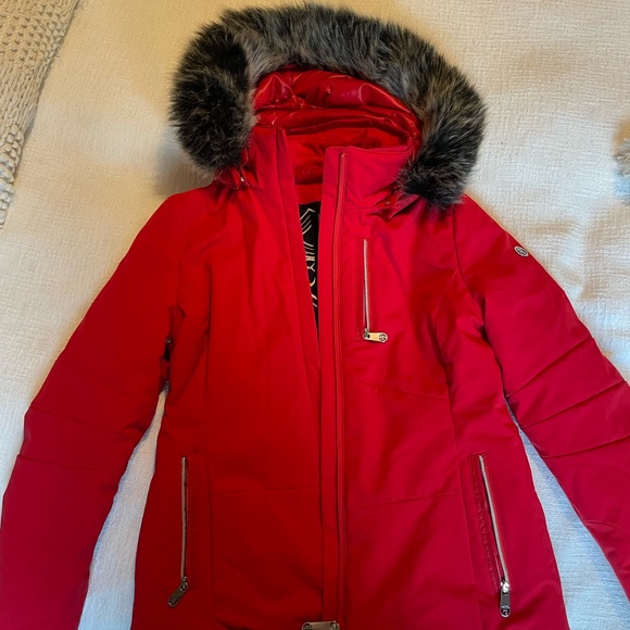Poivre Blanc Red ski jacket - like new (used for only one season!) - Picture 1 of 8